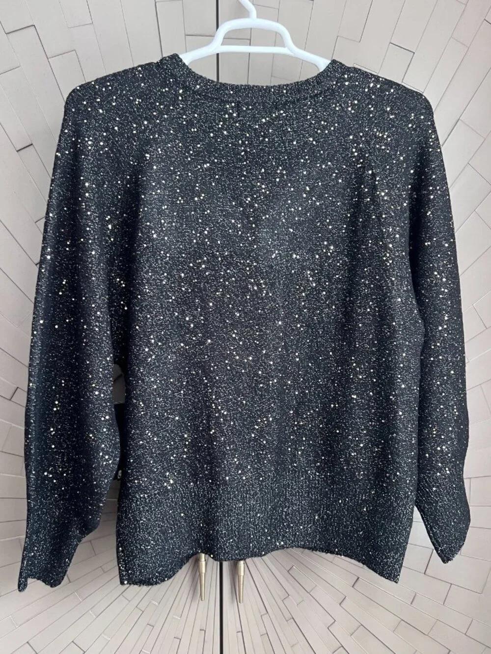 NWT Karl Lagerfeld Black Gold Sparkle Long Sleeve Sweater Large
